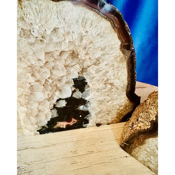 Geode Bookends, polished stone bookends, office decor, home decor - Picture 9 of 10